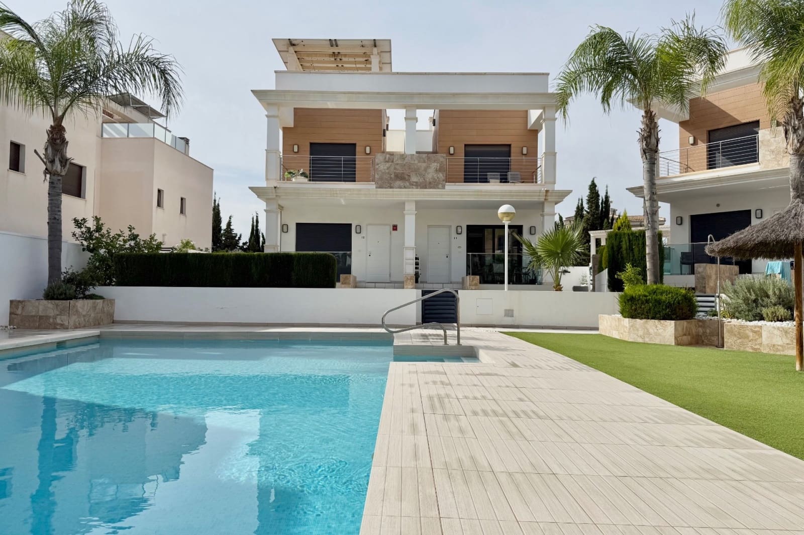 Casa de 3 habitaciones en Ciudad Quesada en venta con piscina garaje - 340.000 € (Ref: 9516112)