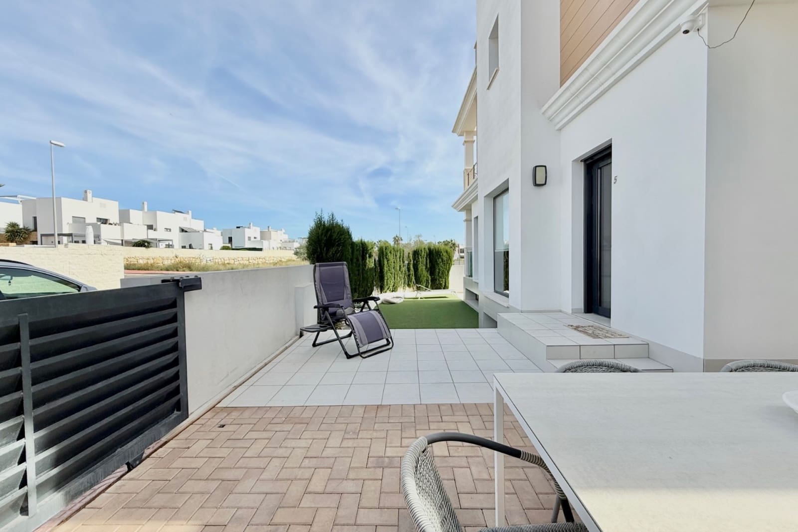 Casa de 3 habitaciones en Ciudad Quesada en venta con piscina garaje - 340.000 € (Ref: 9516112)