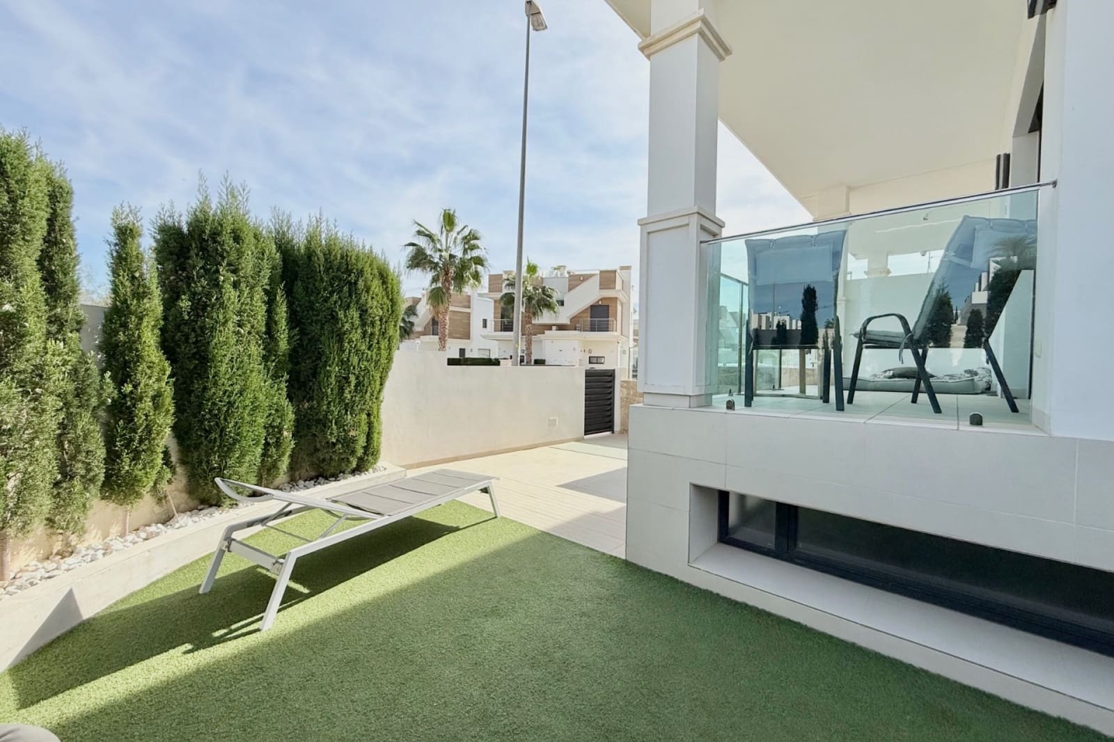 Casa de 3 habitaciones en Ciudad Quesada en venta con piscina garaje - 340.000 € (Ref: 9516112)
