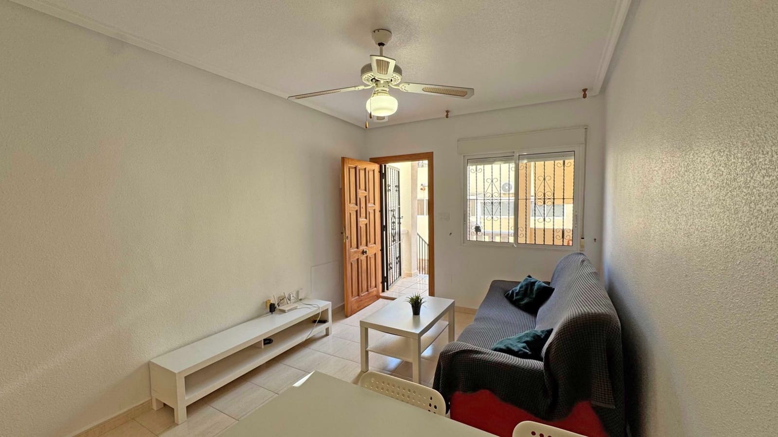 2 bedroom Apartment for sale in Playa Flamenca with pool - € 132,000 (Ref: 9519070)