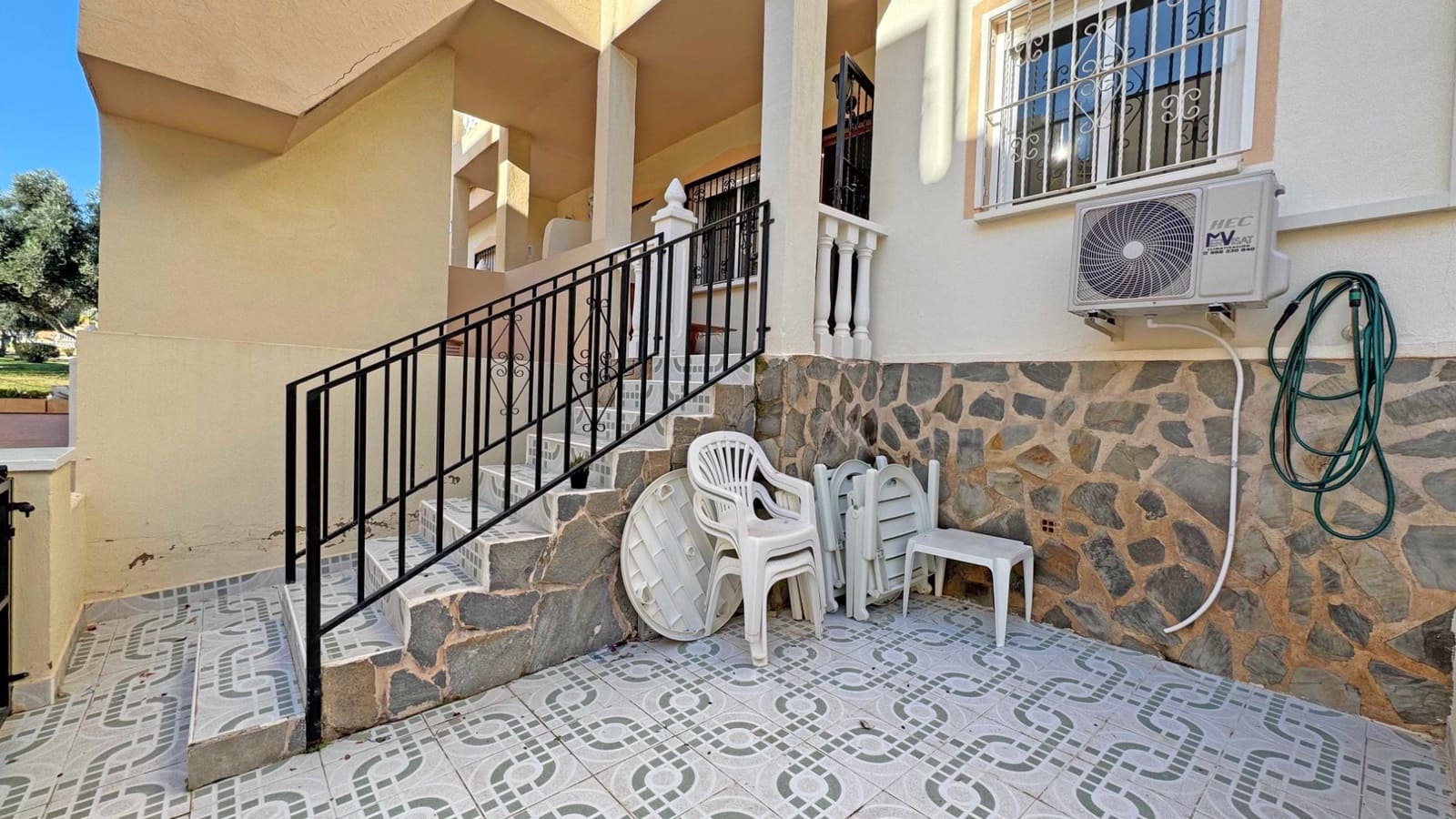 2 bedroom Apartment for sale in Playa Flamenca with pool - € 132,000 (Ref: 9519070)