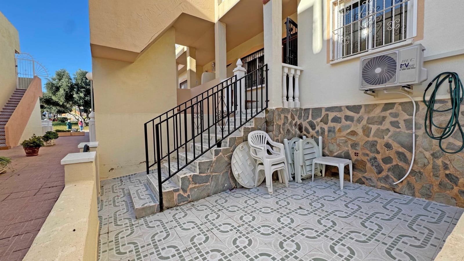 2 bedroom Apartment for sale in Playa Flamenca with pool - € 132,000 (Ref: 9519070)