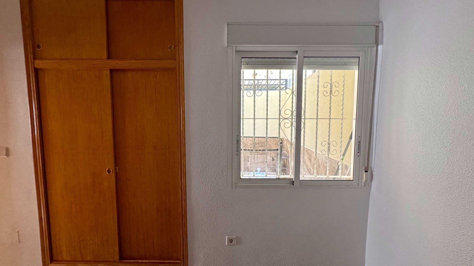 2 bedroom Apartment for sale in Playa Flamenca with pool - € 132,000 (Ref: 9519070)