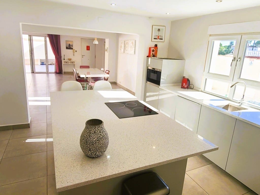 4 soveværelse Villa til salg i Los Balcones med swimmingpool - € 535.000 (Ref: 9539686)