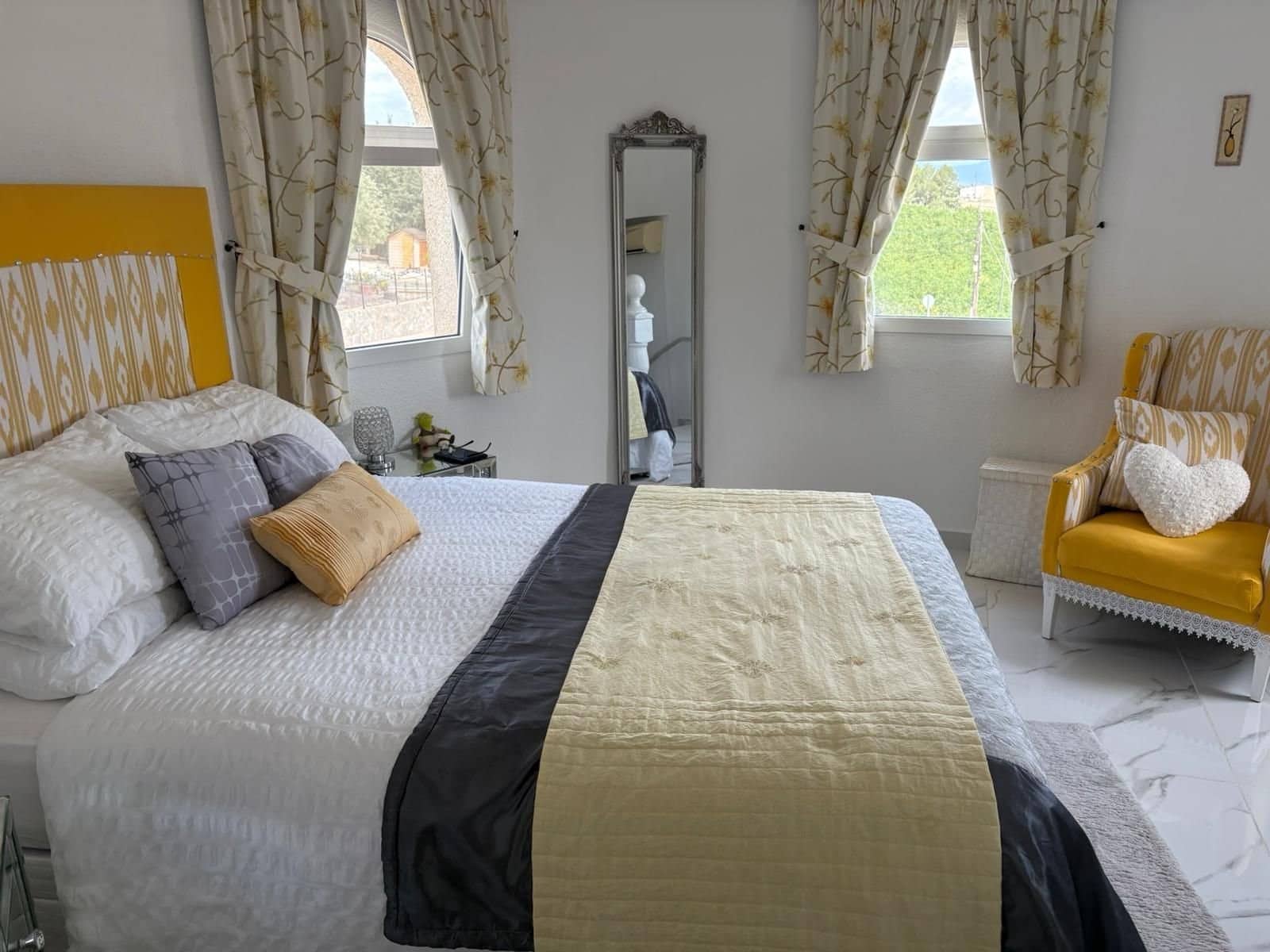 5 soverom Villa til salgs i Algorfa med svømmebasseng garasje - € 685 000 (Ref: 9561949)