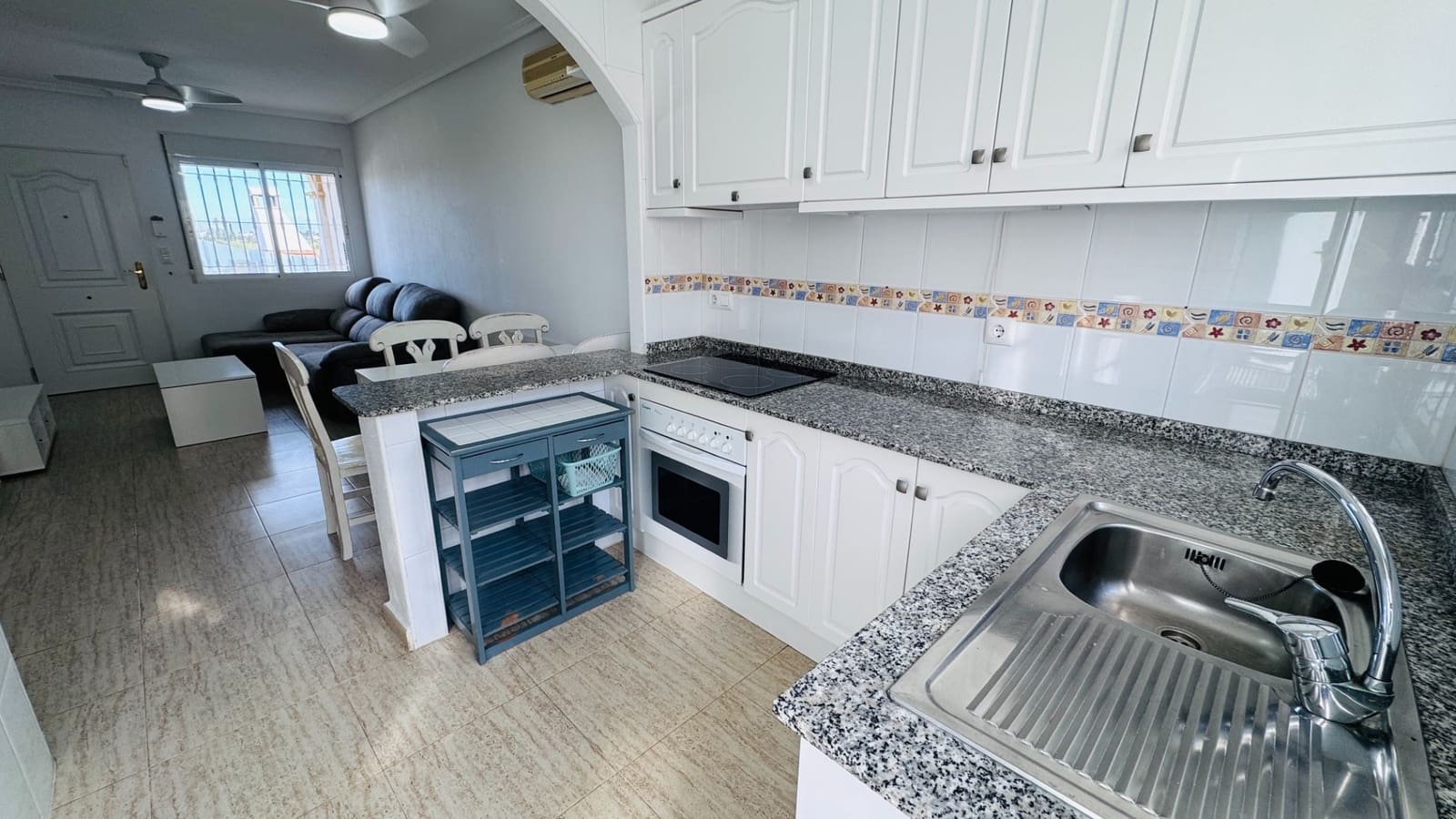 3 makuuhuone Omakotitalo myytävänä paikassa Daya Nueva mukana uima-altaan - 159 950 € (Ref: 9561965)