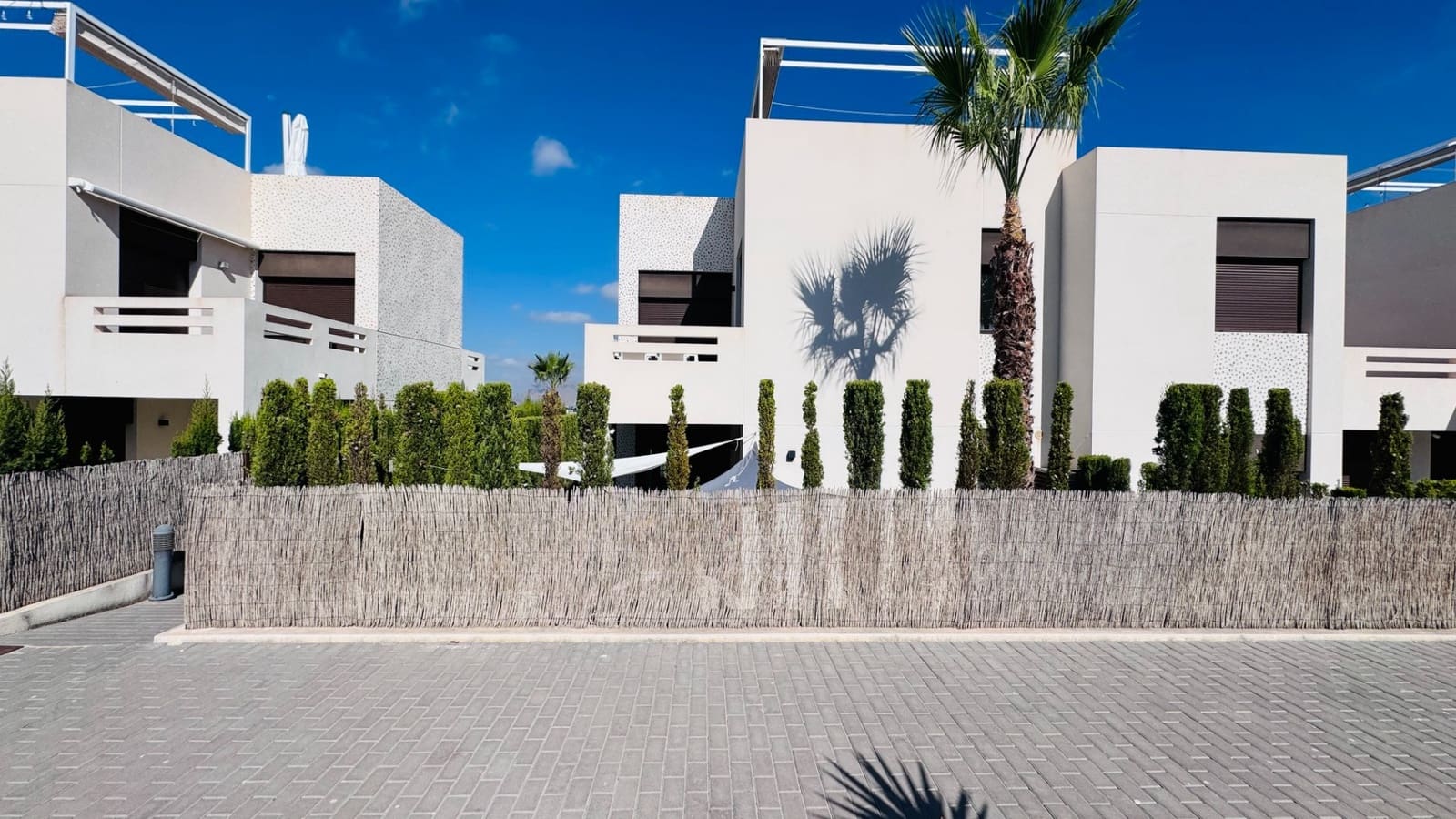 2 soveværelse Lejlighed til salg i Algorfa med swimmingpool - € 249.950 (Ref: 9561974)