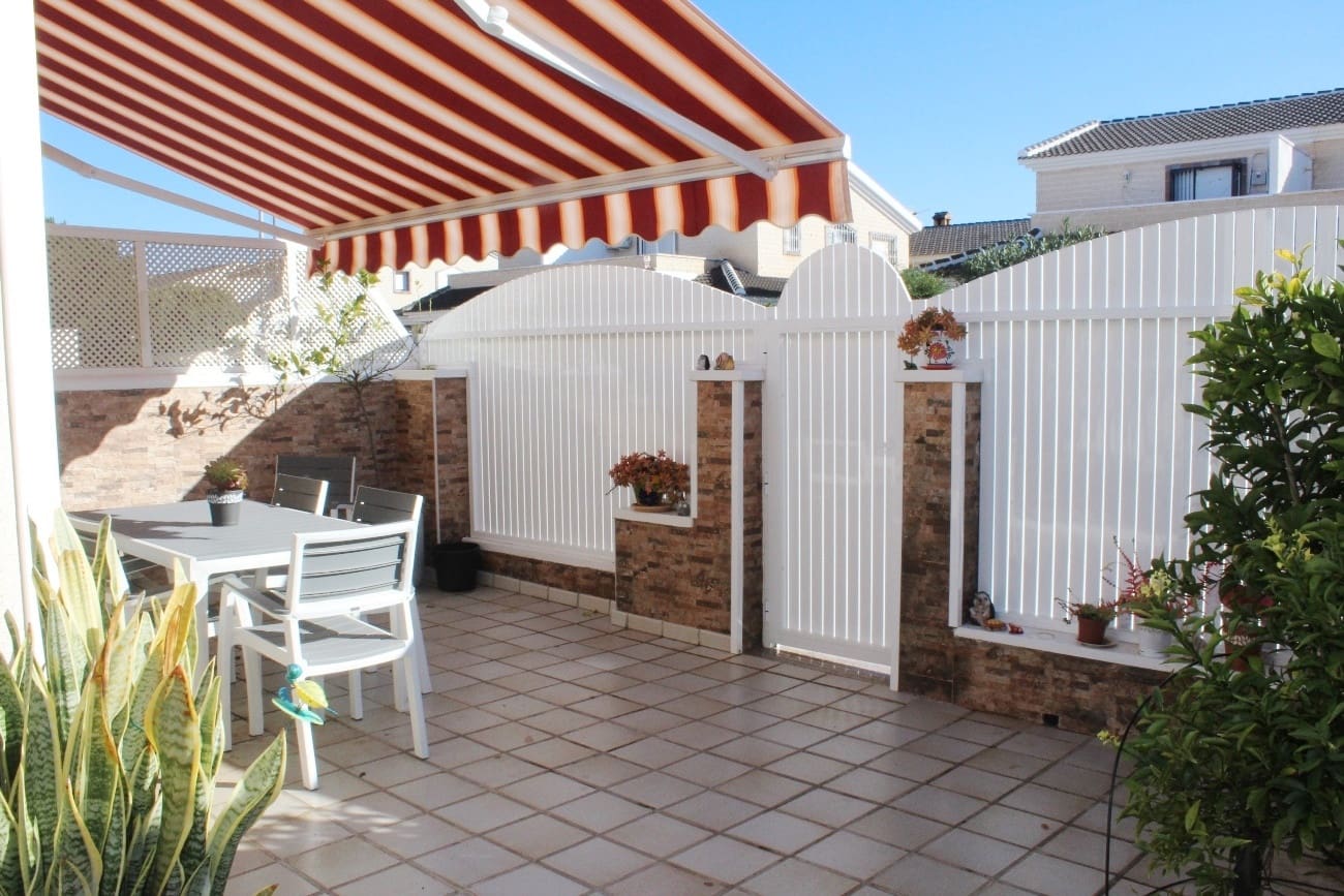 4 sypialnia Willa na sprzedaż w Torre de la Horadada z garażem - 272 000 € (Ref: 9570925)