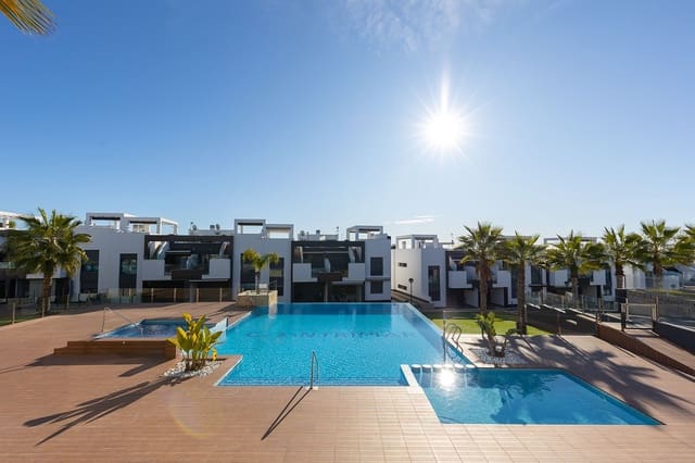 2 chambre Appartement à vendre à Punta Prima, Torrevieja avec piscine garage - 274 900 € (Ref: 9576290)
