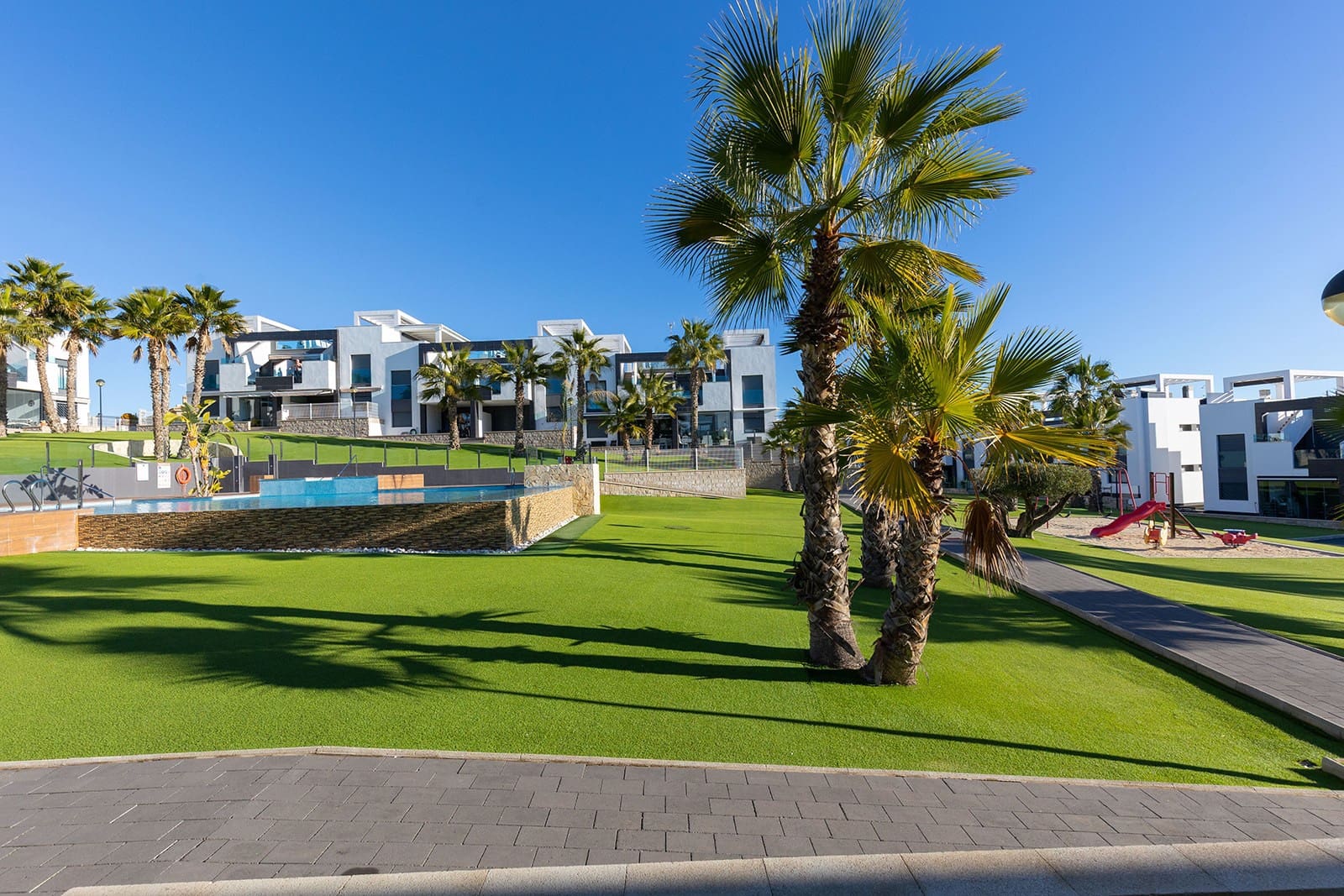 2 quarto Apartamento para venda em Punta Prima com piscina garagem - 274 900 € (Ref: 9576290)