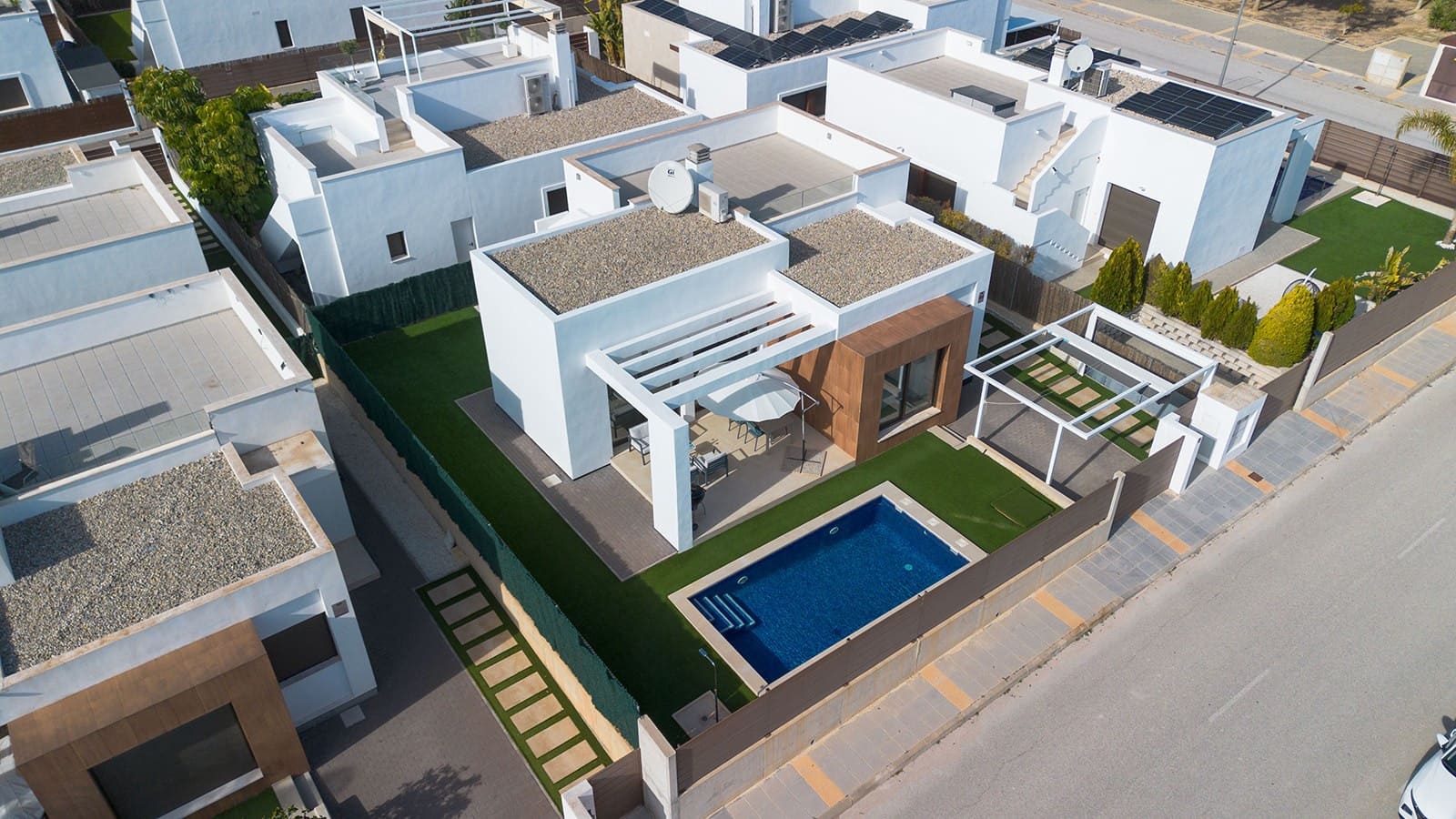 3 slaapkamer Villa te koop in Vistabella met zwembad - € 449.900 (Ref: 9576294)