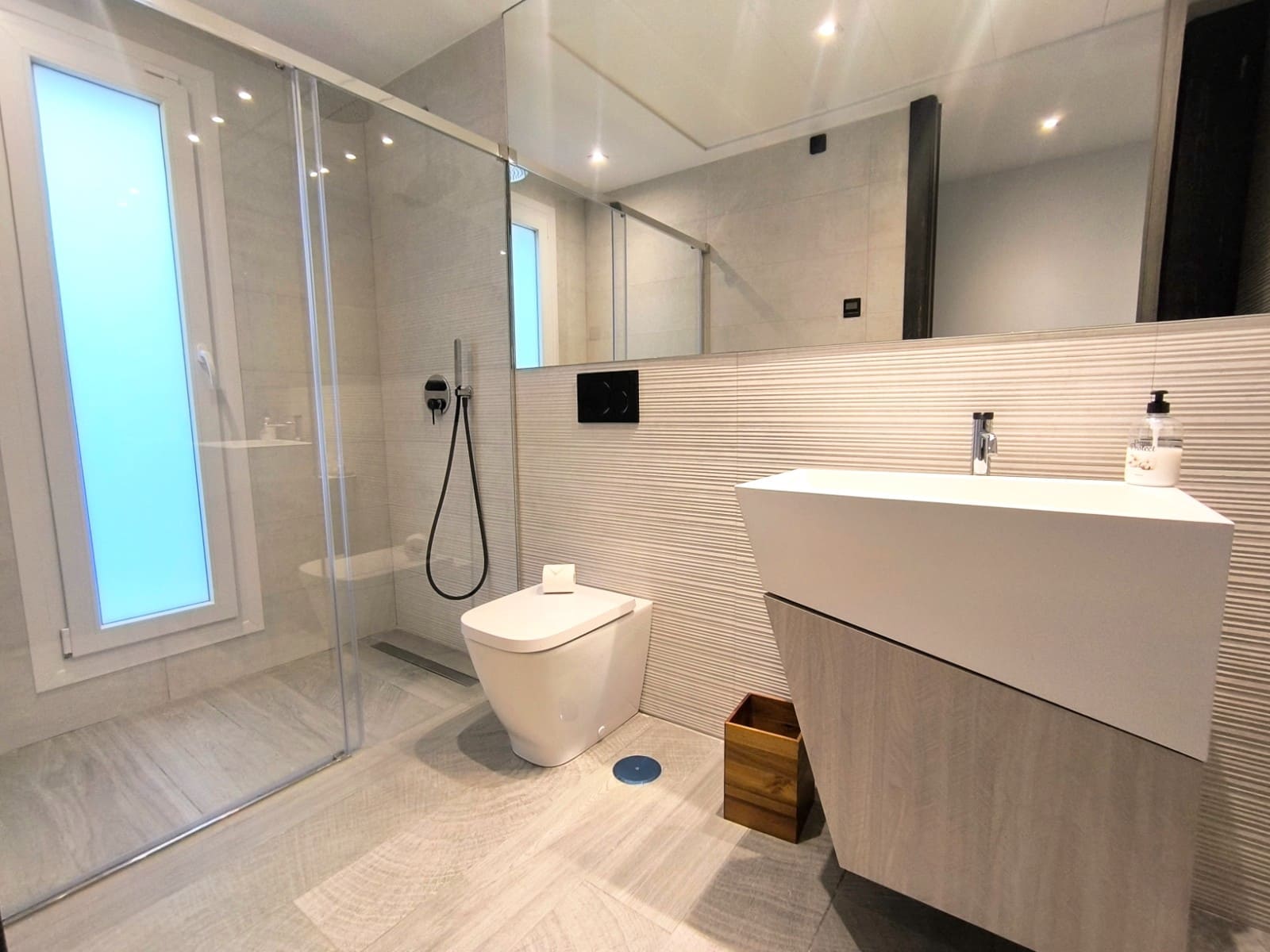 3 soveværelse Villa til salg i Algorfa med swimmingpool garage - € 550.000 (Ref: 9582502)