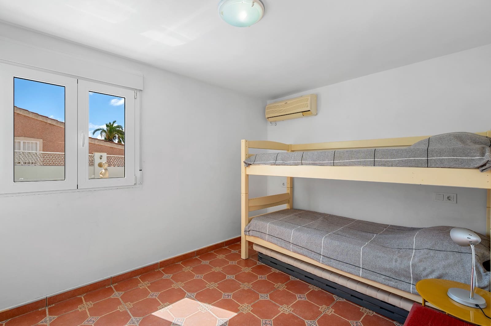 7 Zimmer Villa zu verkaufen in Ciudad Quesada mit Pool Garage - 699.000 € (Ref: 9590903)