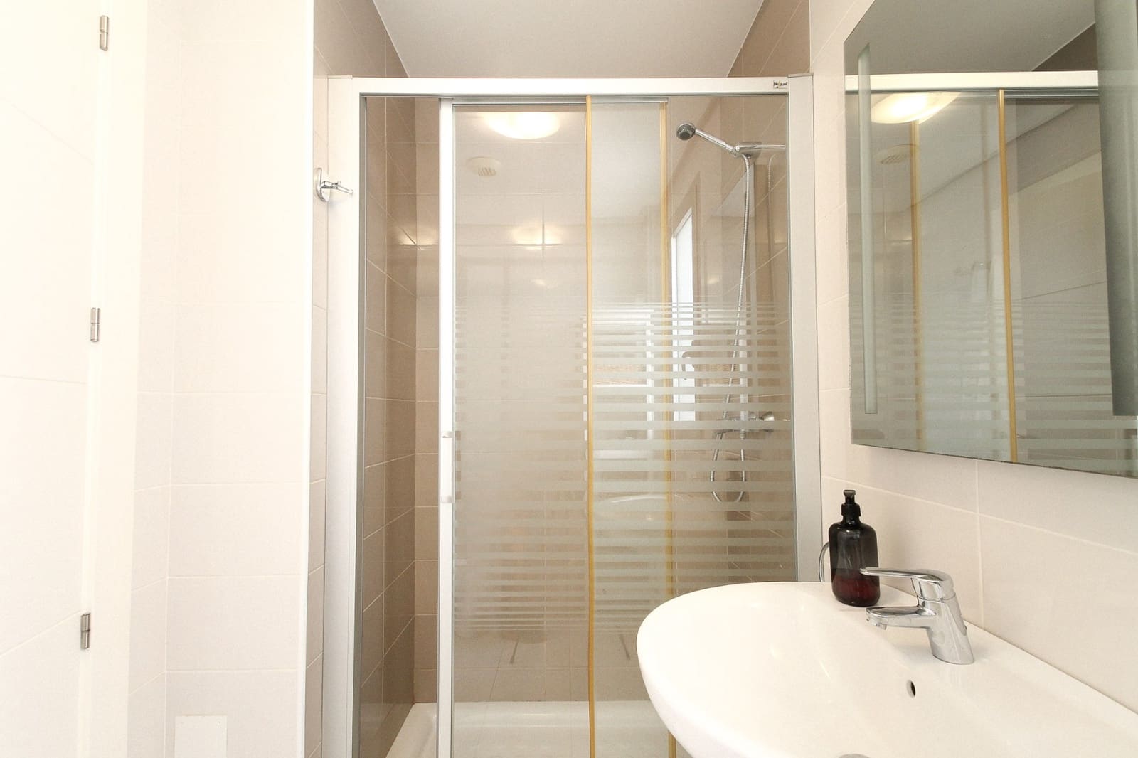 2 chambre Maison de Ville à vendre à Torrevieja avec piscine - 339 000 € (Ref: 9590905)