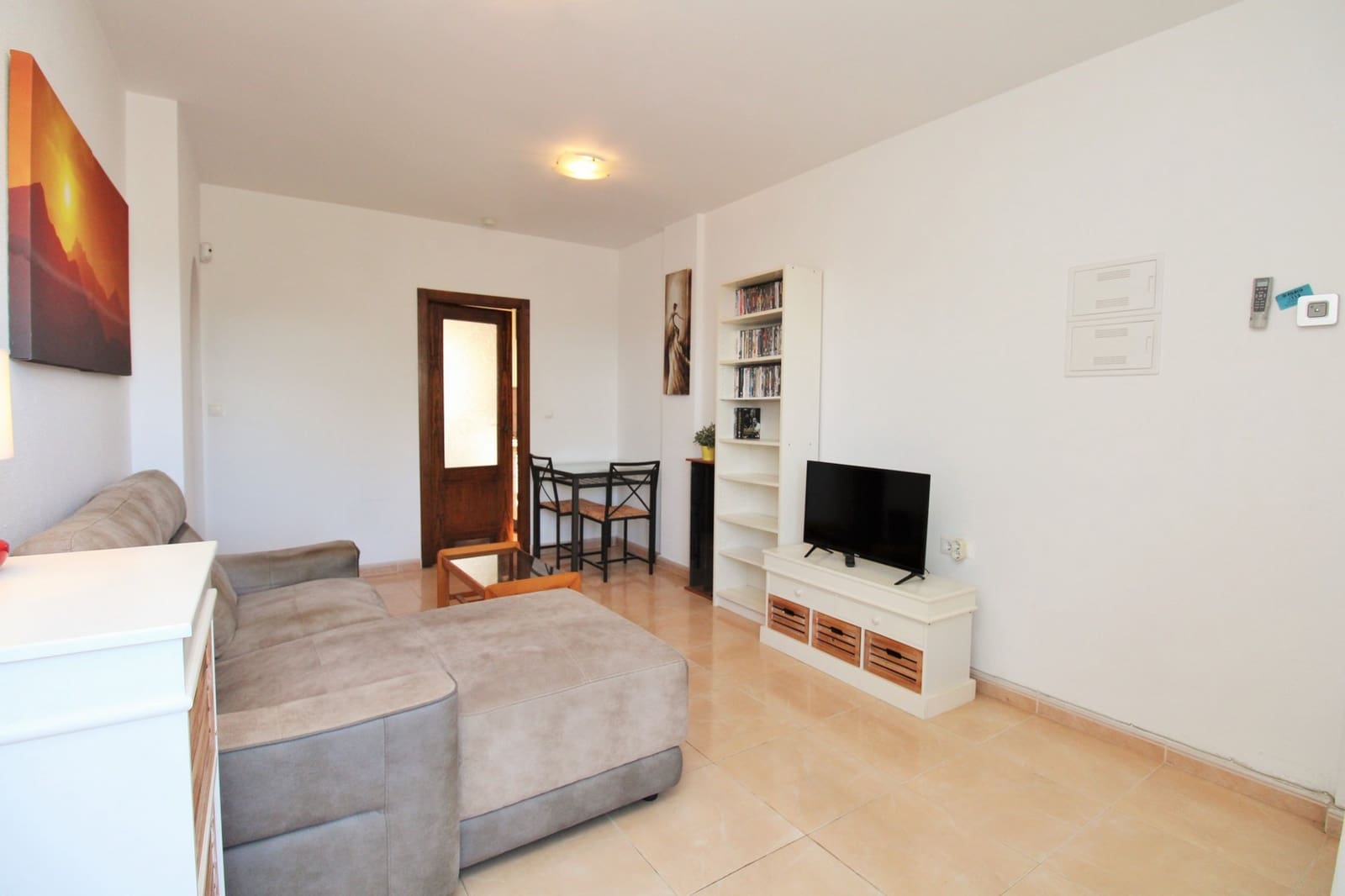 Apartamento de 2 habitaciones en Villamartin en venta con piscina - 124.950 € (Ref: 9594819)