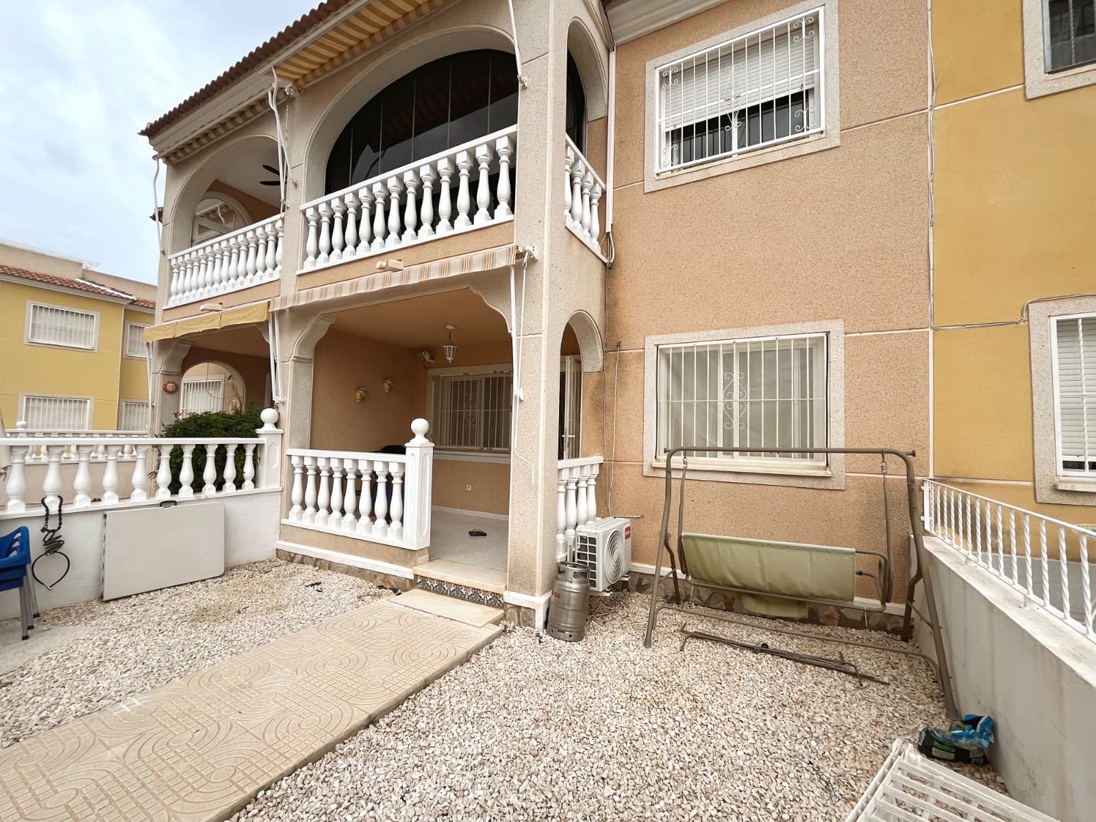 2 soveværelse Lejlighed til salg i Ciudad Quesada med swimmingpool - € 155.000 (Ref: 9598904)