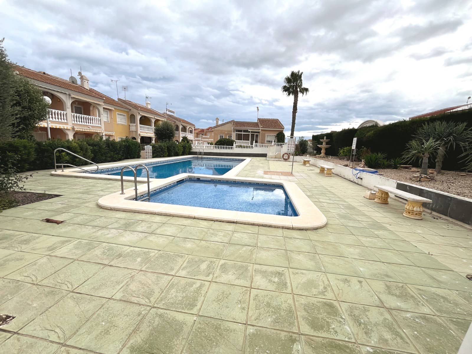 2 soveværelse Lejlighed til salg i Ciudad Quesada med swimmingpool - € 155.000 (Ref: 9598904)