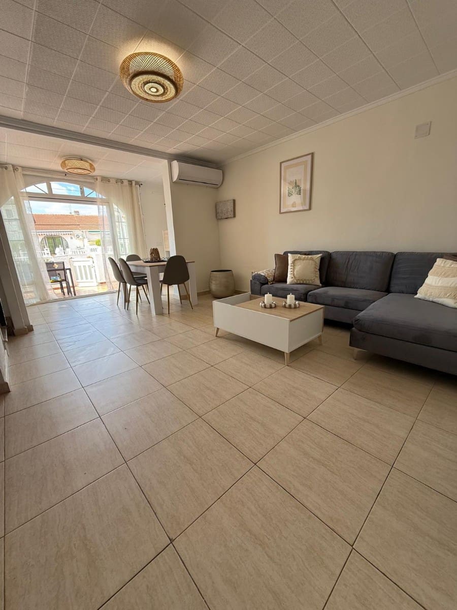 Casa de 2 habitaciones en La Siesta en venta con piscina - 187.000 € (Ref: 9602599)