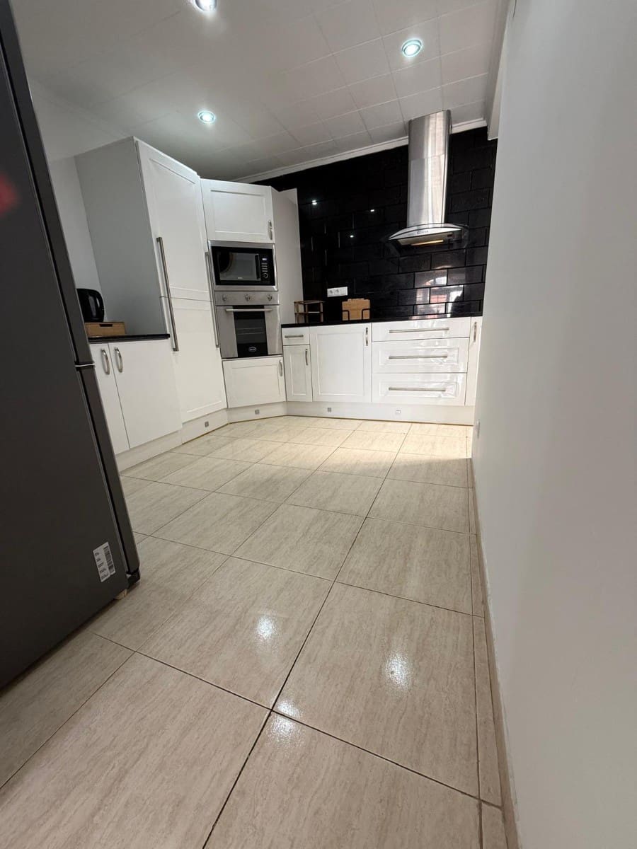 Casa de 2 habitaciones en La Siesta en venta con piscina - 187.000 € (Ref: 9602599)