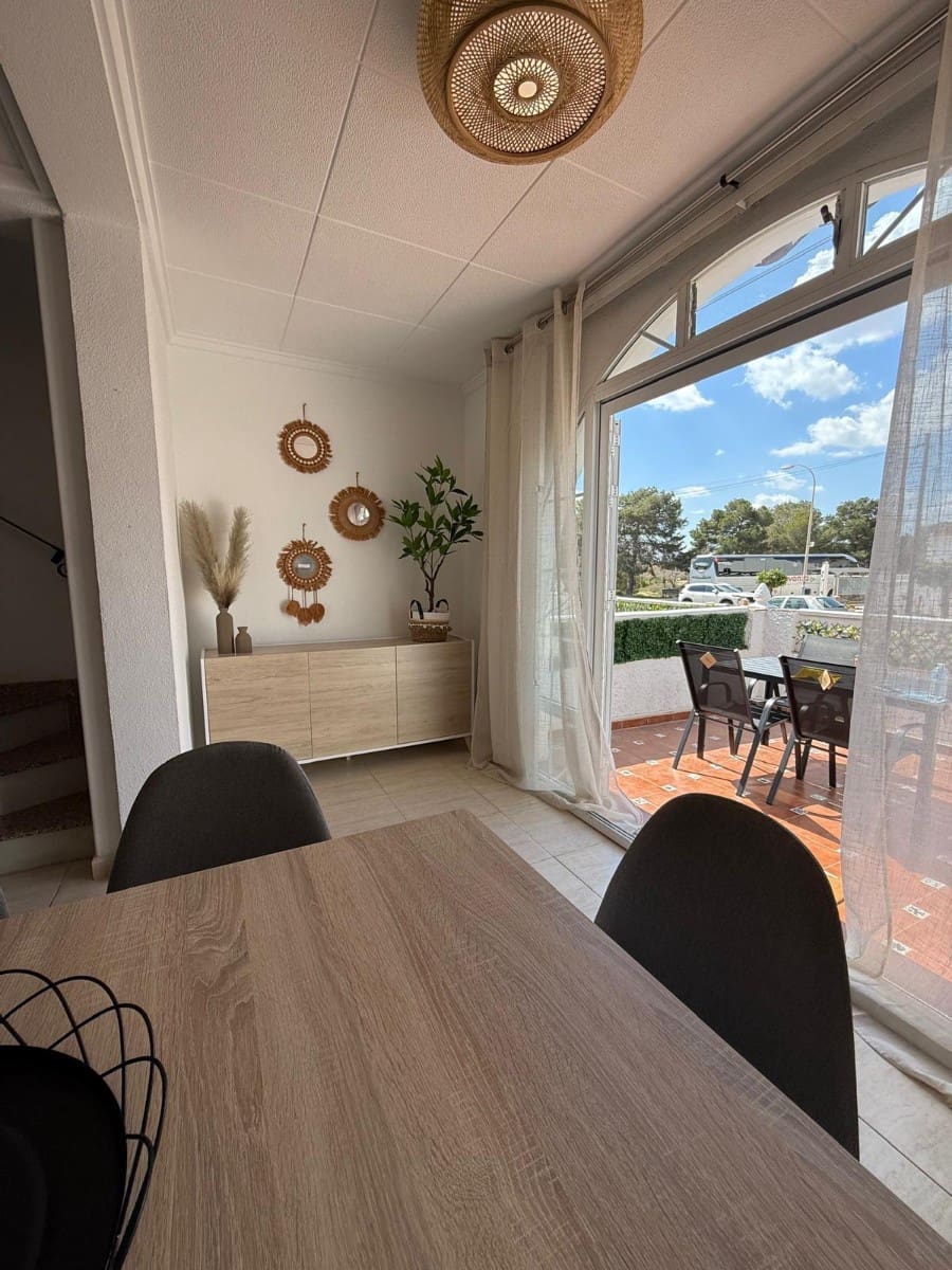 Casa de 2 habitaciones en La Siesta en venta con piscina - 187.000 € (Ref: 9602599)