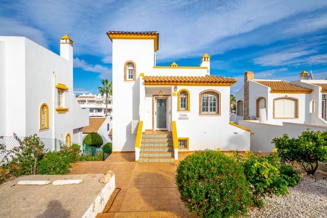 3 soveværelse Villa til salg i Villamartin, Orihuela med swimmingpool - € 359.000 (Ref: 9607904)