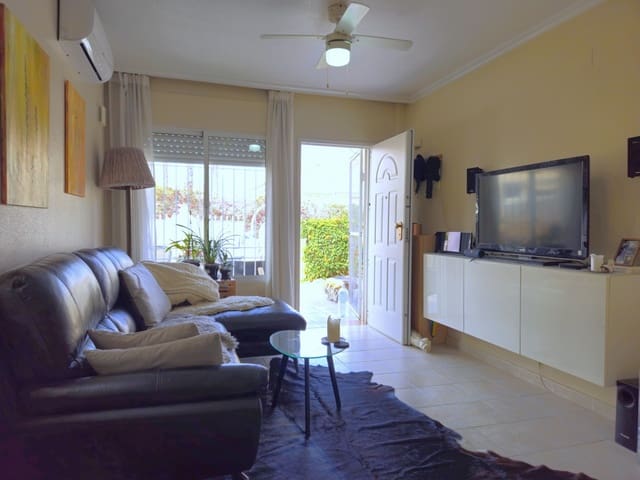 3 soverom Villa til salgs i Villamartin, Orihuela med svømmebasseng - € 239 000 (Ref: 9607907)