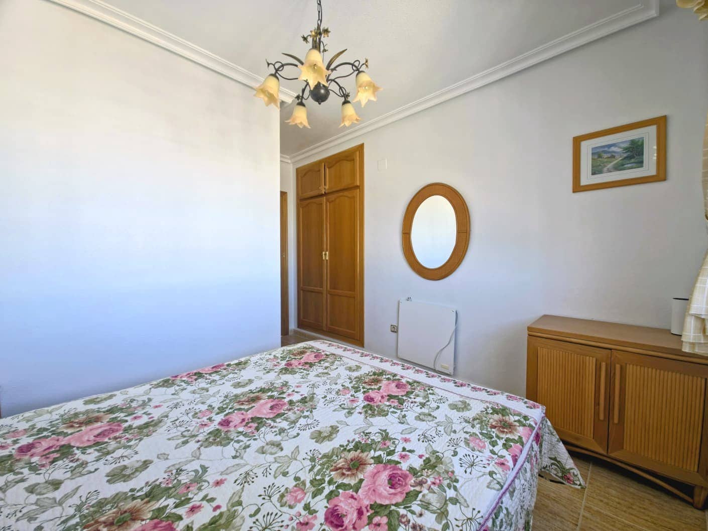 Chalet de 3 habitaciones en Filipinas en venta con piscina garaje - 330.000 € (Ref: 9611286)