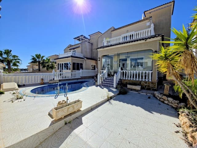 Chalet de 3 habitaciones en Las Filipinas en venta con piscina garaje - 330.000 € (Ref: 9611286)