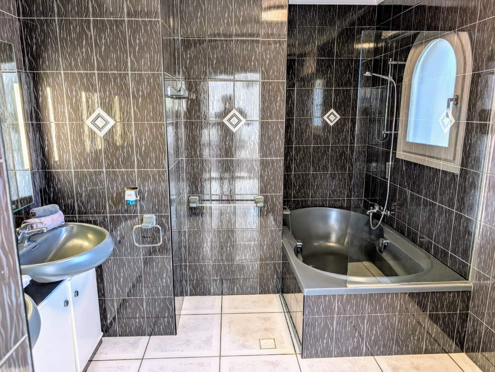 3 bedroom Villa for sale in Moraira with pool garage - € 1,100,000 (Ref: 9615322)