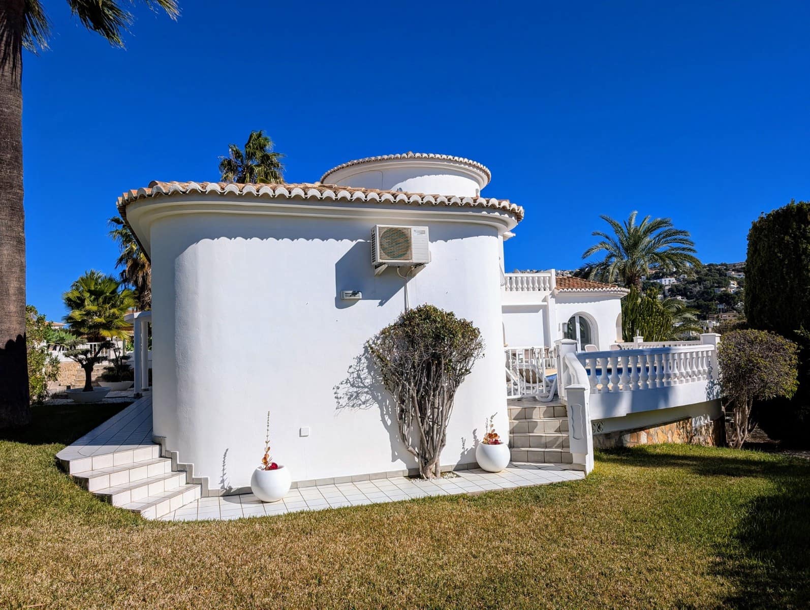 3 bedroom Villa for sale in Moraira with pool garage - € 1,100,000 (Ref: 9615322)