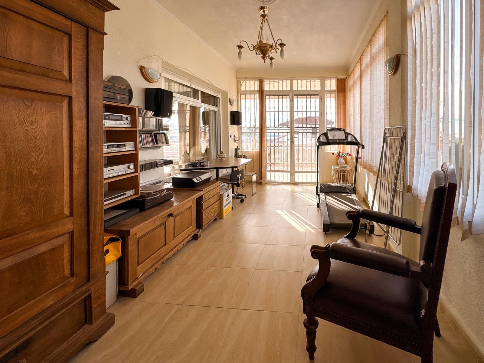 Chalet de 4 habitaciones en Ciudad Quesada en venta con piscina garaje - 525.000 € (Ref: 9615326)