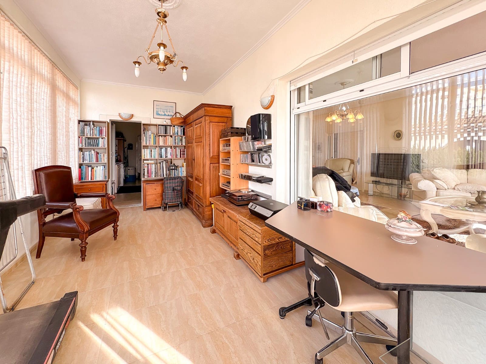 Chalet de 4 habitaciones en Ciudad Quesada en venta con piscina garaje - 525.000 € (Ref: 9615326)