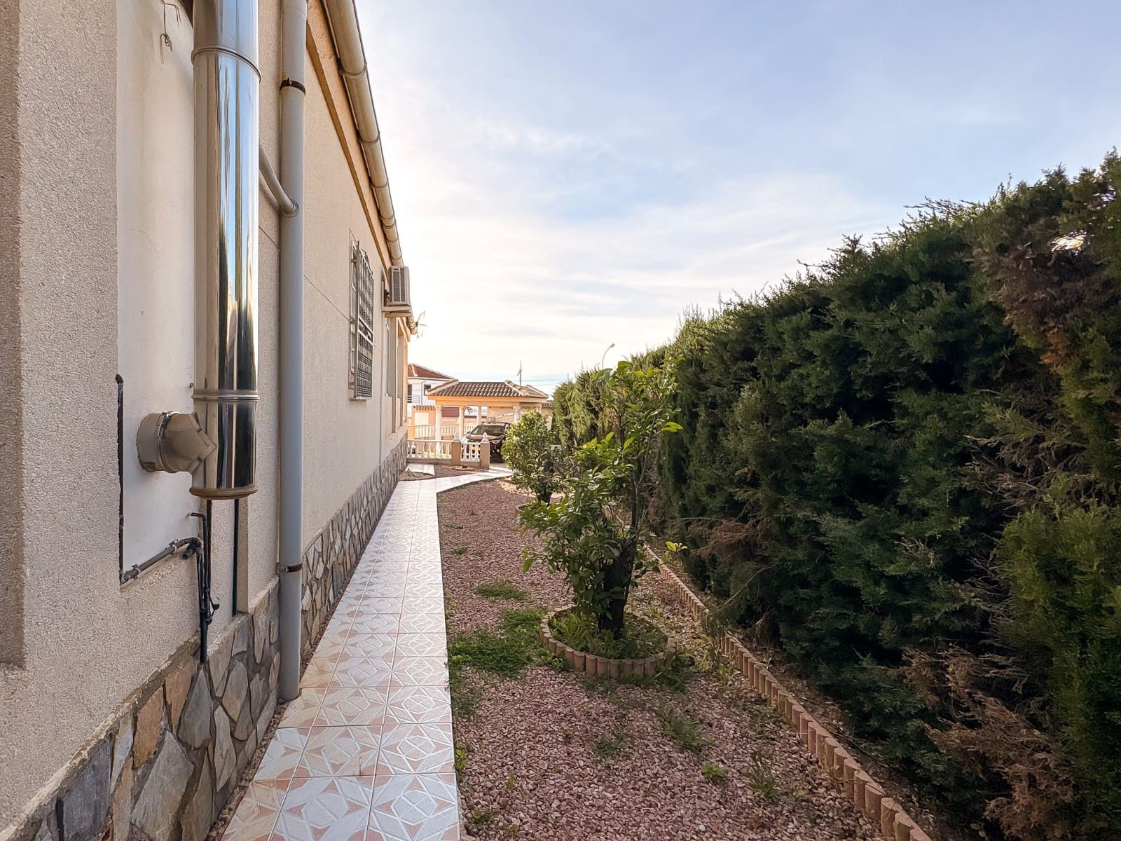 Chalet de 4 habitaciones en Ciudad Quesada en venta con piscina garaje - 525.000 € (Ref: 9615326)