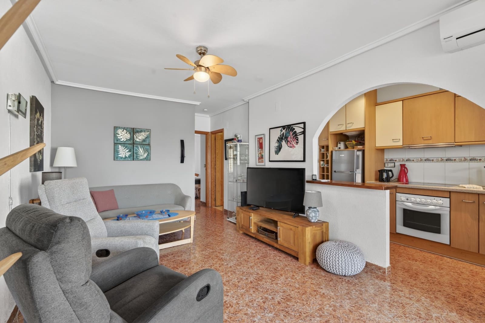 Apartamento de 2 habitaciones en Gran Alacant en venta con piscina garaje - 189.000 € (Ref: 9619128)