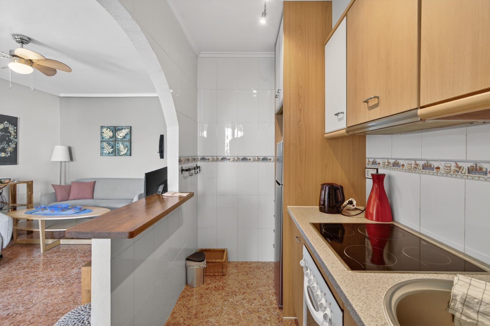 Apartamento de 2 habitaciones en Gran Alacant en venta con piscina garaje - 189.000 € (Ref: 9619128)