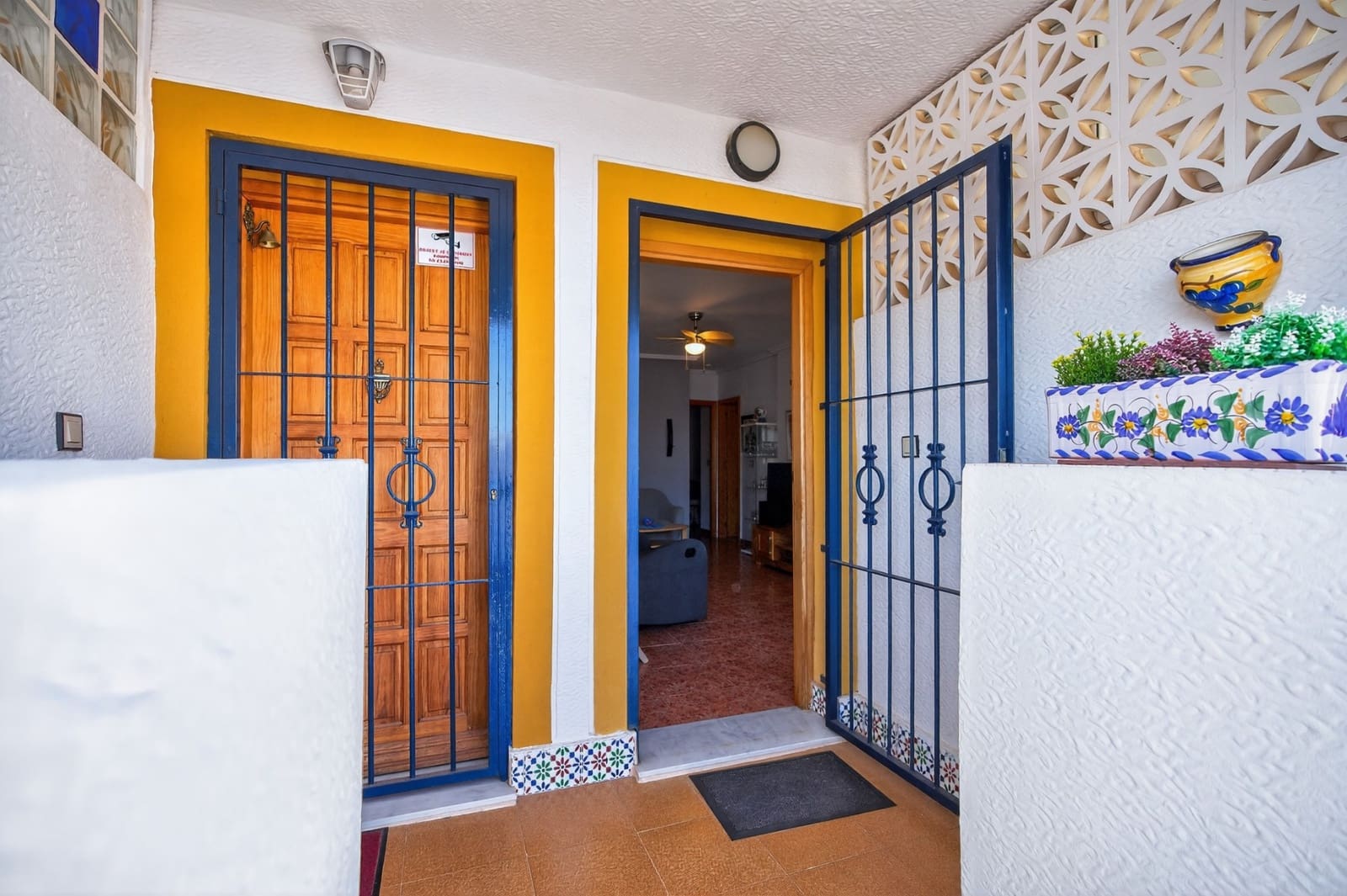 Apartamento de 2 habitaciones en Gran Alacant en venta con piscina garaje - 189.000 € (Ref: 9619128)