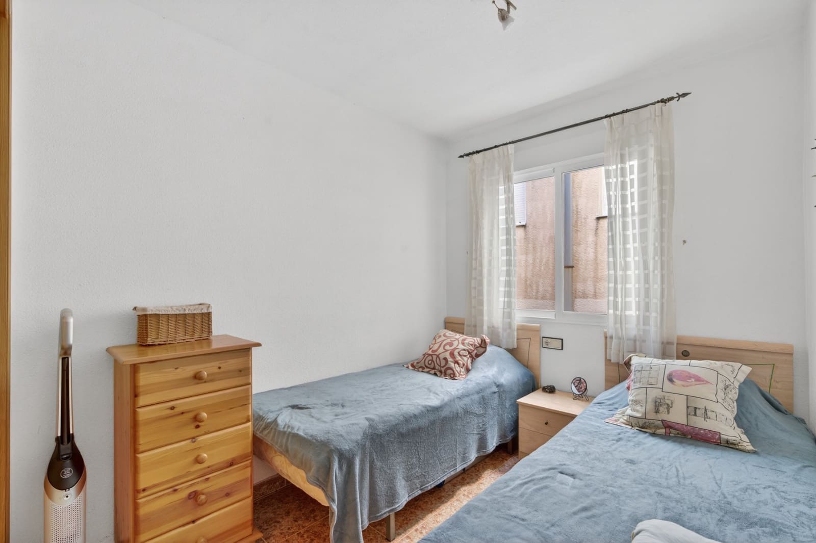 Apartamento de 2 habitaciones en Gran Alacant en venta con piscina garaje - 189.000 € (Ref: 9619128)