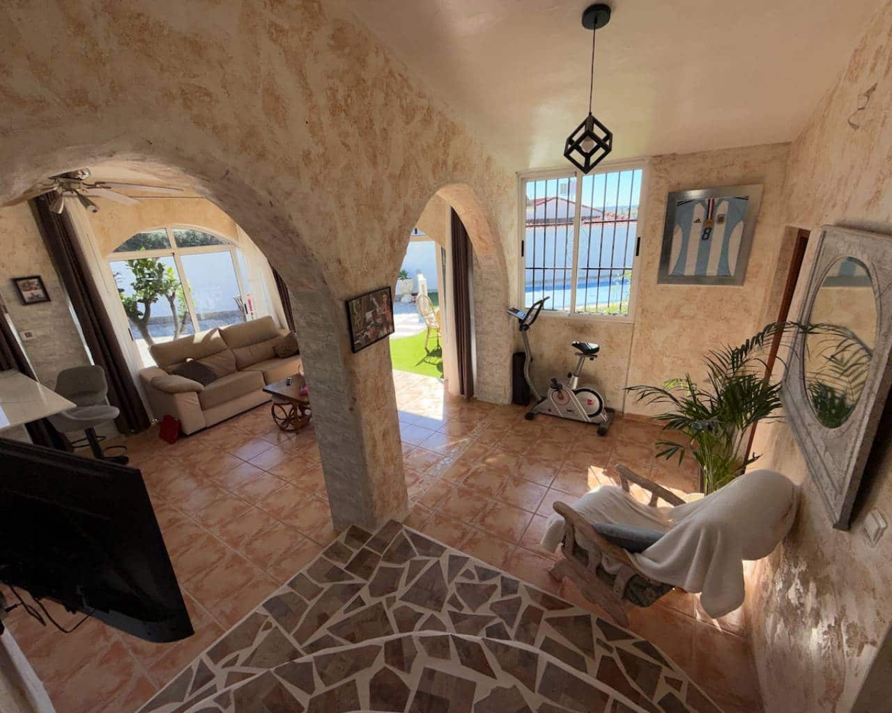 3 bedroom Villa for sale in Ciudad Quesada with pool garage - € 420,000 (Ref: 9619129)