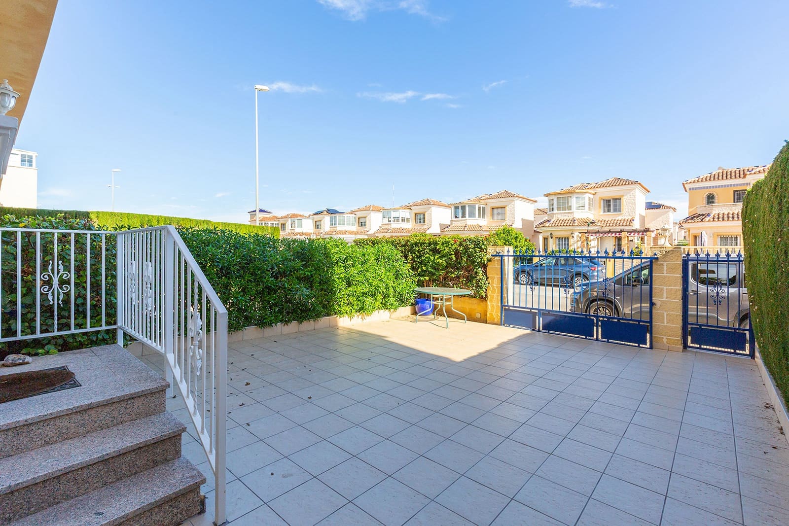 2 makuuhuone Huvila myytävänä paikassa Guardamar del Segura mukana uima-altaan - 250 000 € (Ref: 9622363)