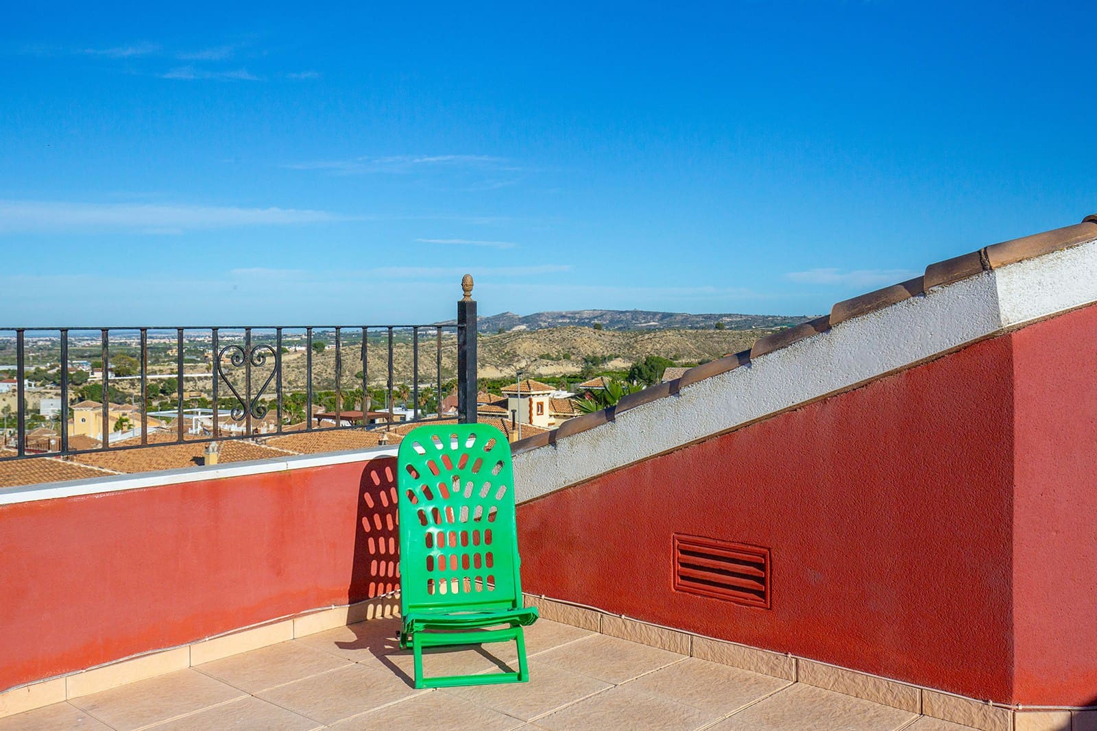 3 bedroom Villa for sale in Bigastro with garage - € 249,900 (Ref: 9622365)