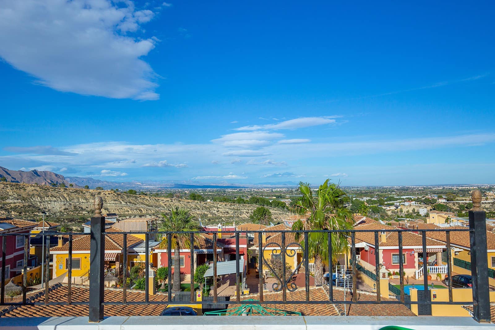 3 bedroom Villa for sale in Bigastro with garage - € 249,900 (Ref: 9622365)