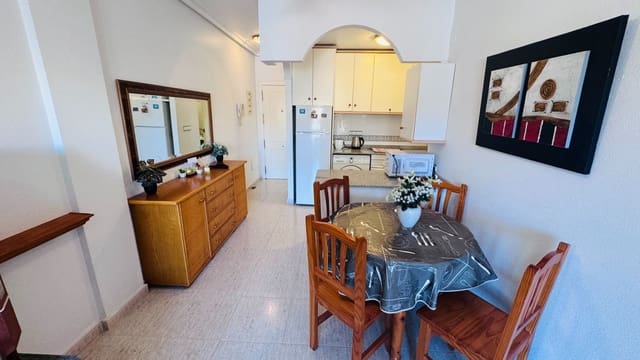 2 makuuhuone Huoneisto myytävänä paikassa Almoradí mukana uima-altaan - 109 950 € (Ref: 9634126)