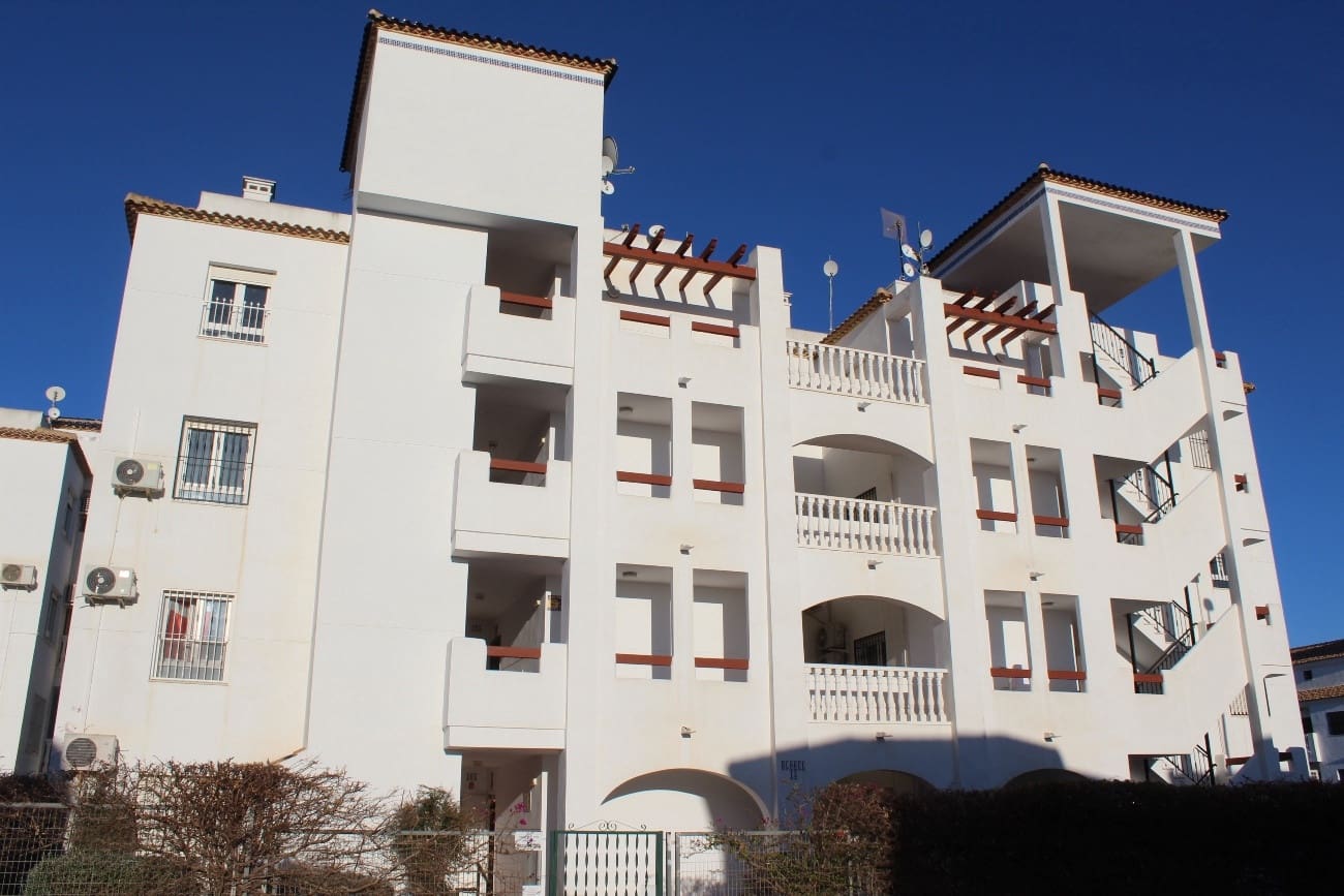 2 quarto Apartamento para venda em Villamartin com piscina garagem - 229 900 € (Ref: 9639292)