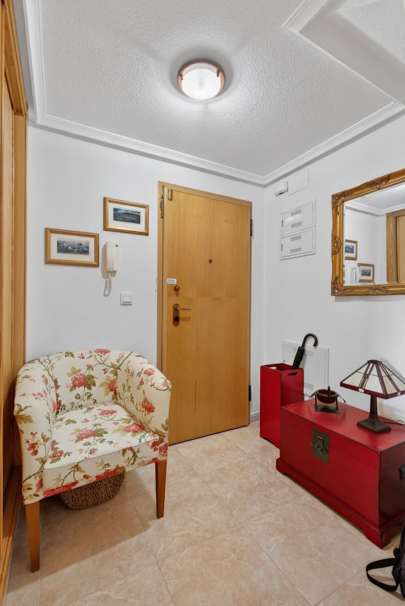 3 chambre Appartement à vendre à Playa Flamenca avec piscine garage - 379 000 € (Ref: 9647907)