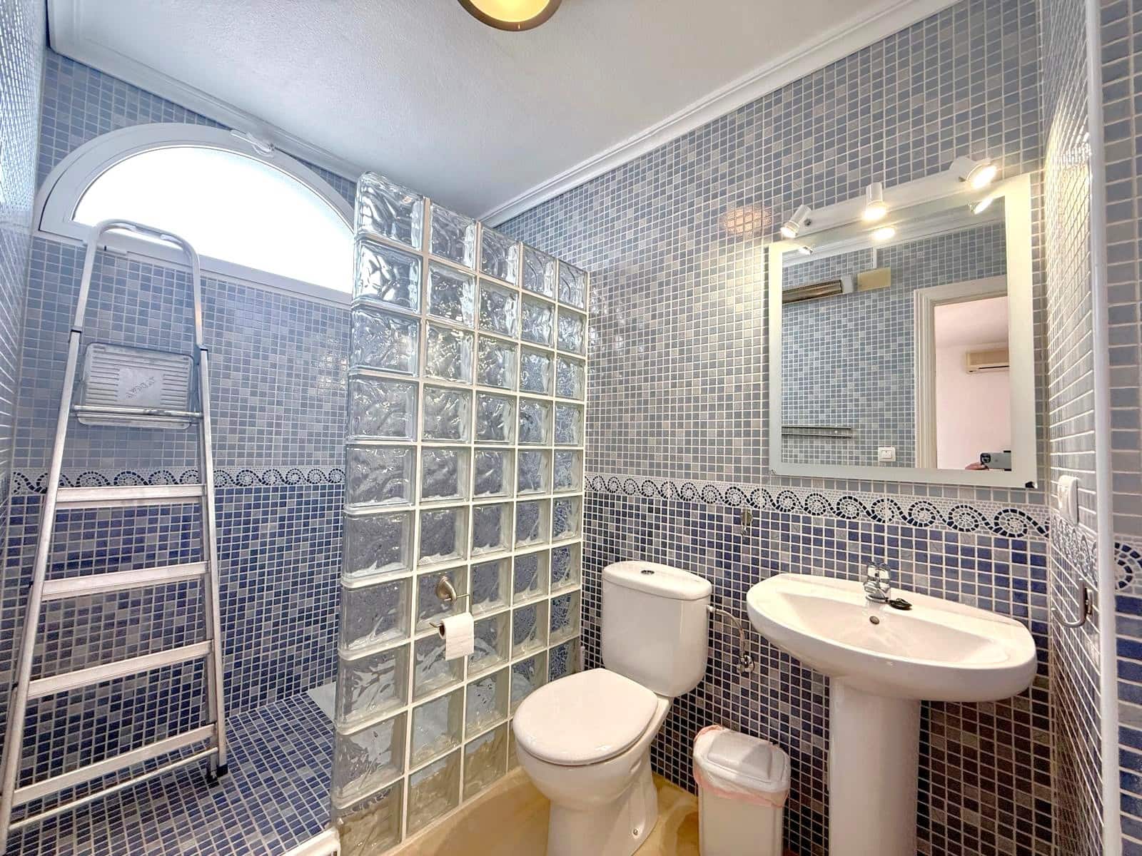 3 soveværelse Byhus til salg i Villamartin med swimmingpool - € 275.000 (Ref: 9655819)