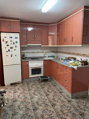 3 chambre Appartement à vendre à Guardamar Playa, Guardamar del Segura - 130 000 € (Ref: 9658514)