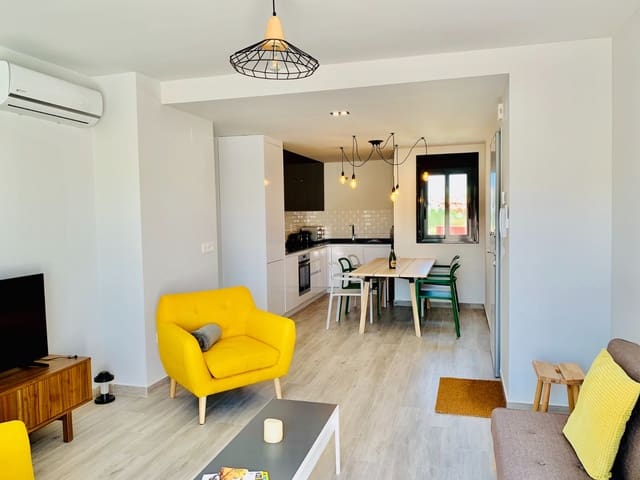 3 sovrum Lägenhet till salu i San Miguel de Salinas med pool - 230 000 € (Ref: 9661669)