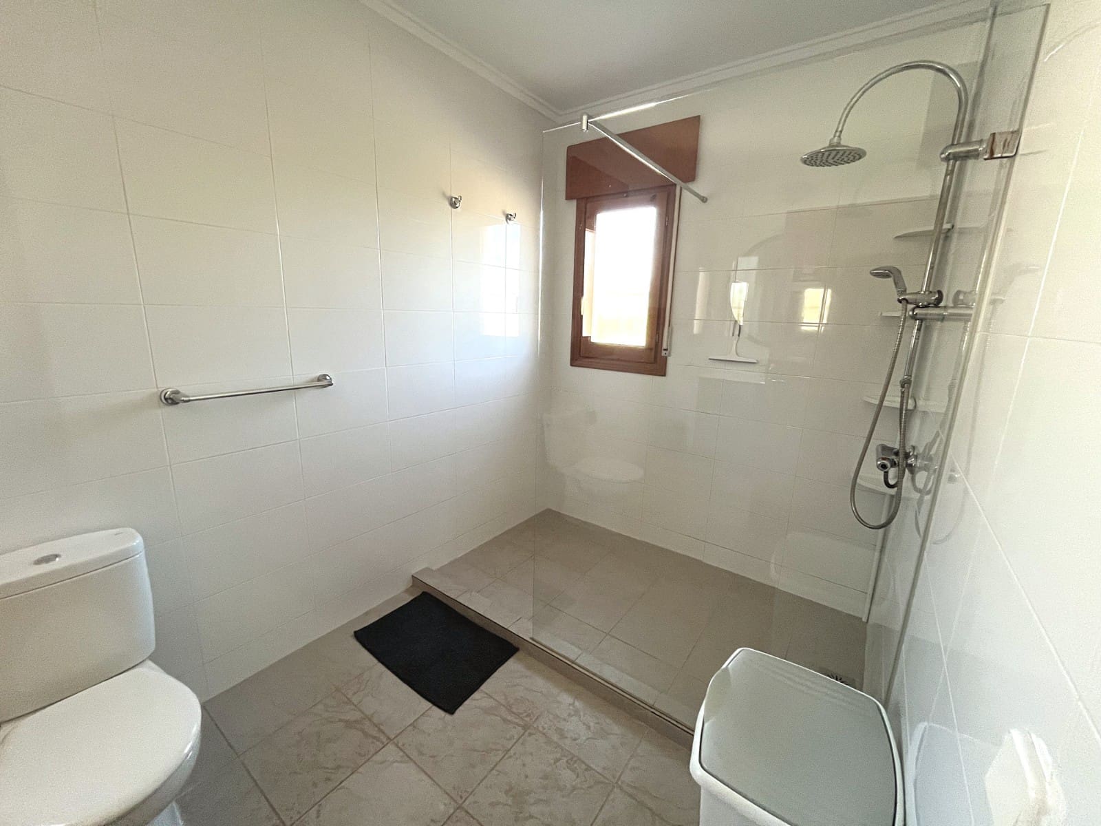 3 bedroom Villa for sale in Pueblo Bravo with pool - € 427,500 (Ref: 9673995)