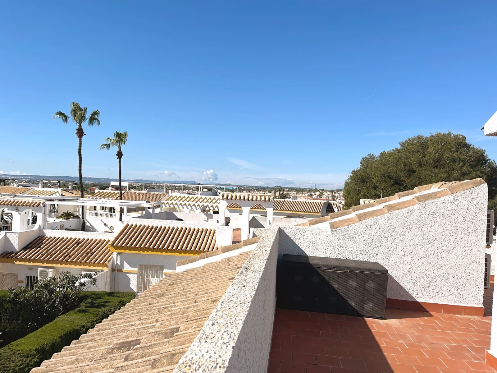 3 bedroom Villa for sale in Pueblo Bravo with pool - € 427,500 (Ref: 9673995)