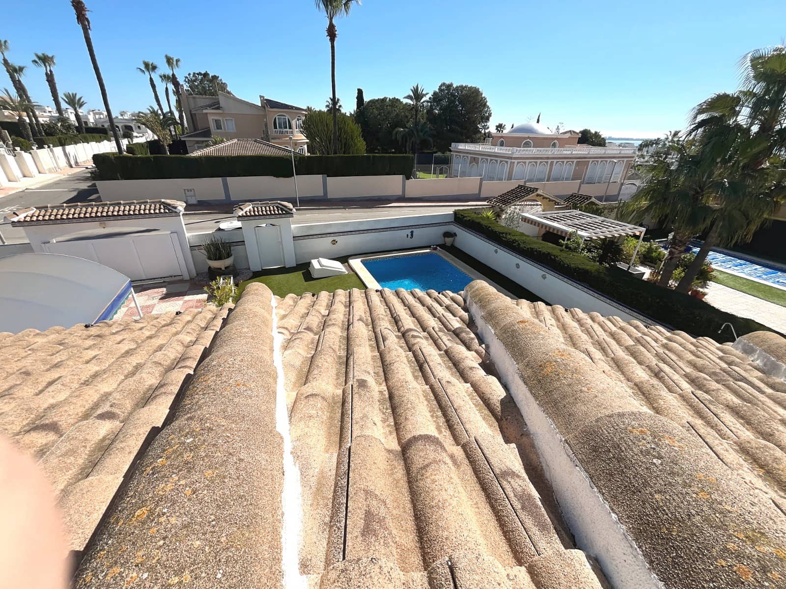 3 bedroom Villa for sale in Pueblo Bravo with pool - € 427,500 (Ref: 9673995)